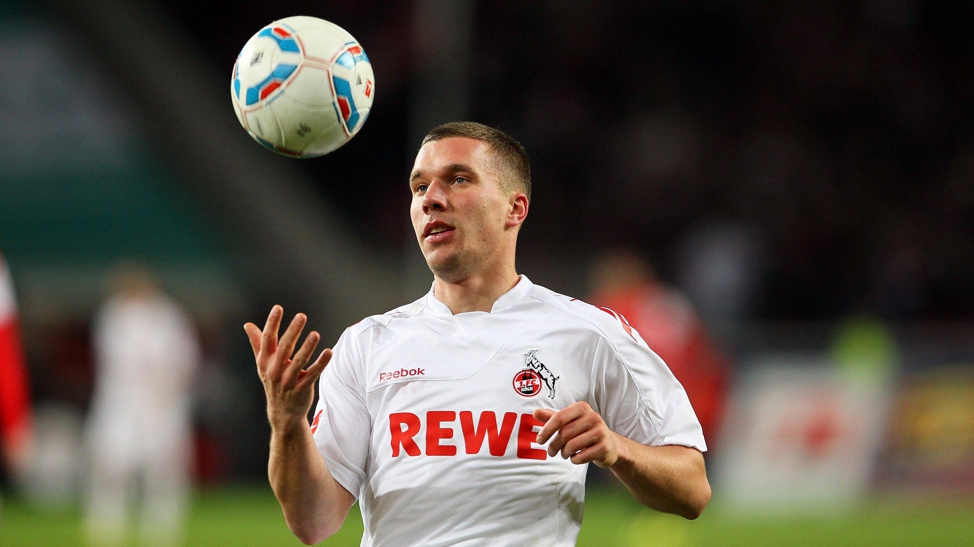 亚冠联赛中国足球战平 球员状态稳定，中国足球俱乐部亚冠成绩